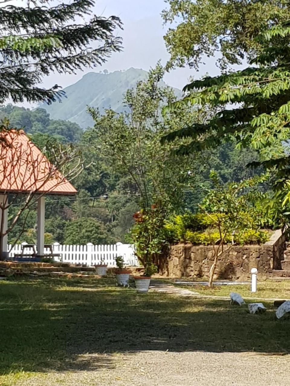 Feelin' Good Resort Ella Exterior photo
